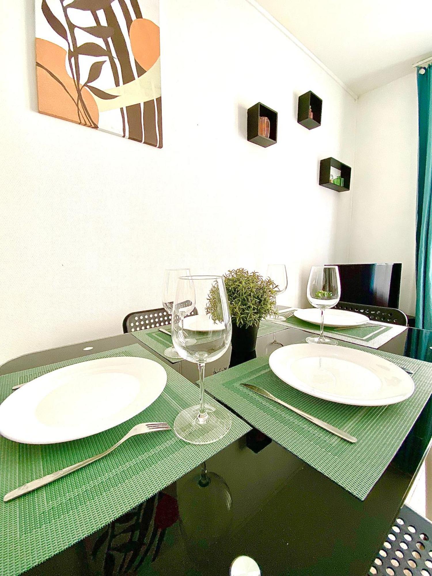 Le Chinchauvaud, Spacieux Avec Balcon Limoges Extérieur photo