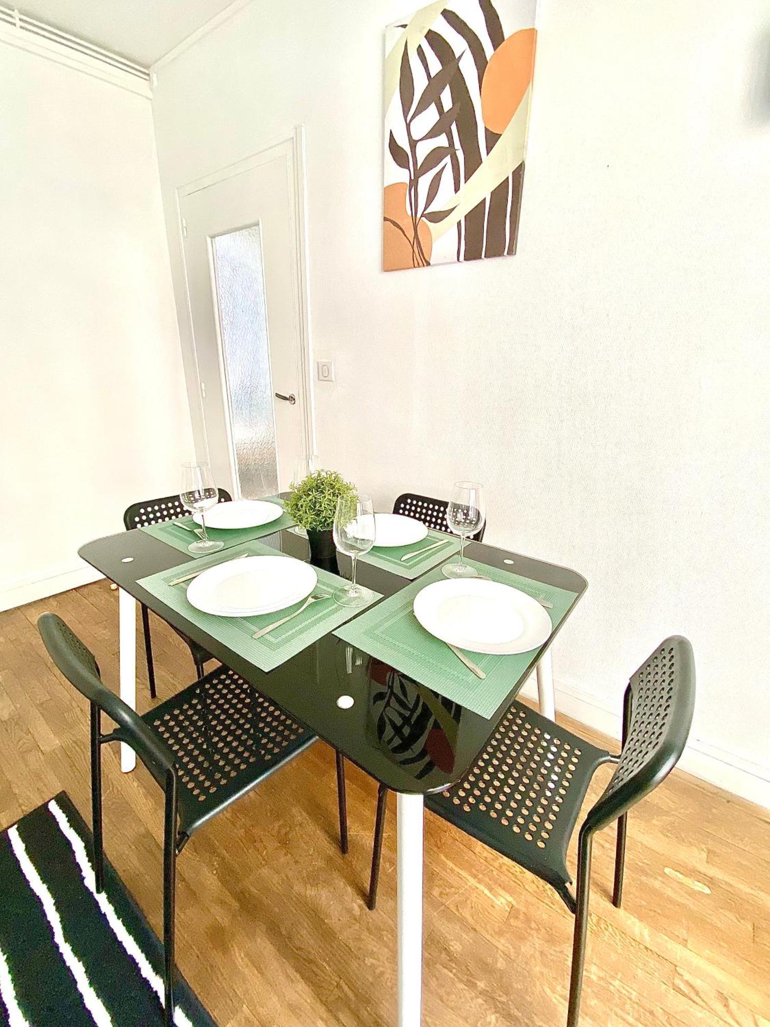 Le Chinchauvaud, Spacieux Avec Balcon Limoges Extérieur photo