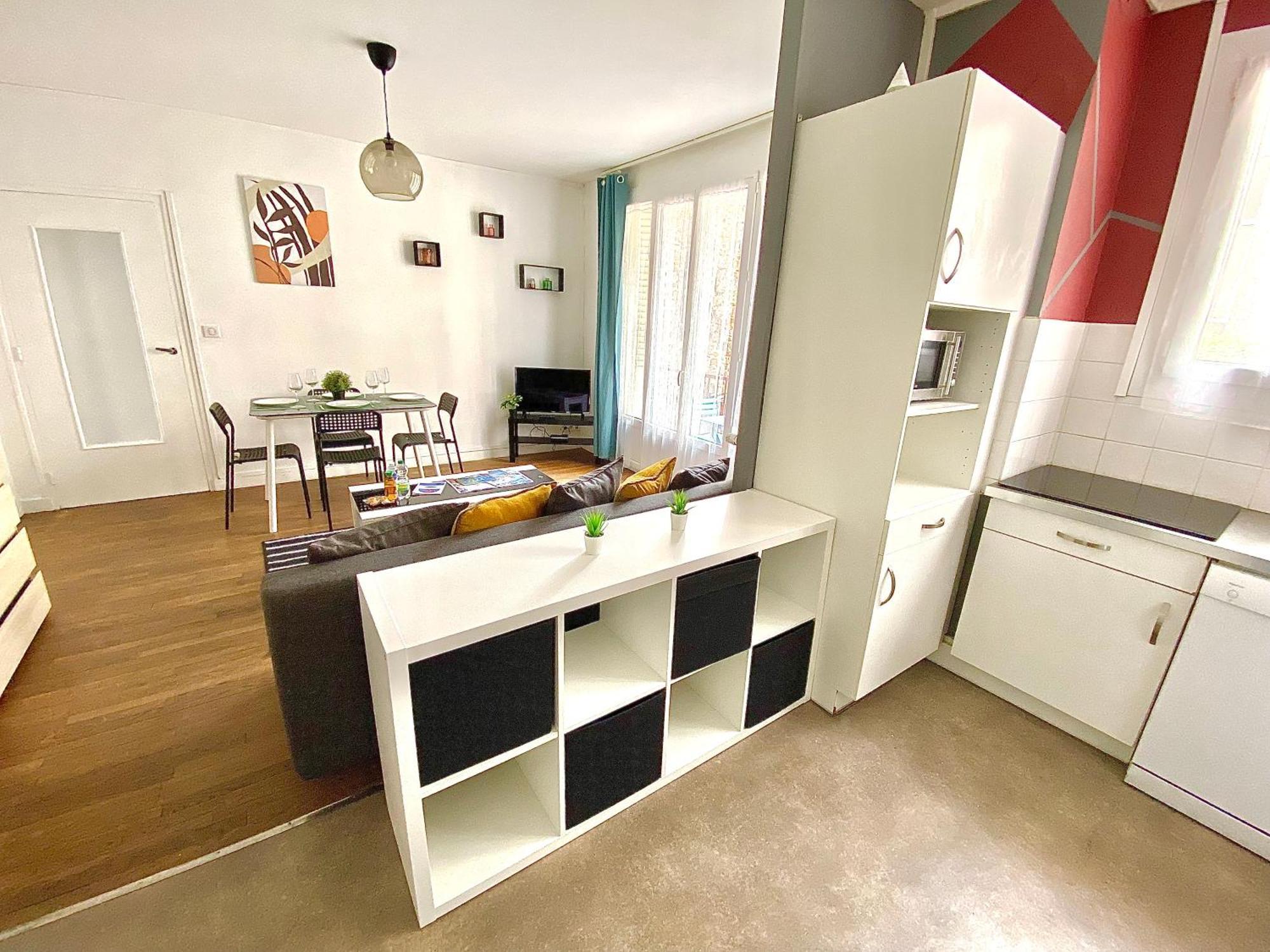 Le Chinchauvaud, Spacieux Avec Balcon Limoges Extérieur photo